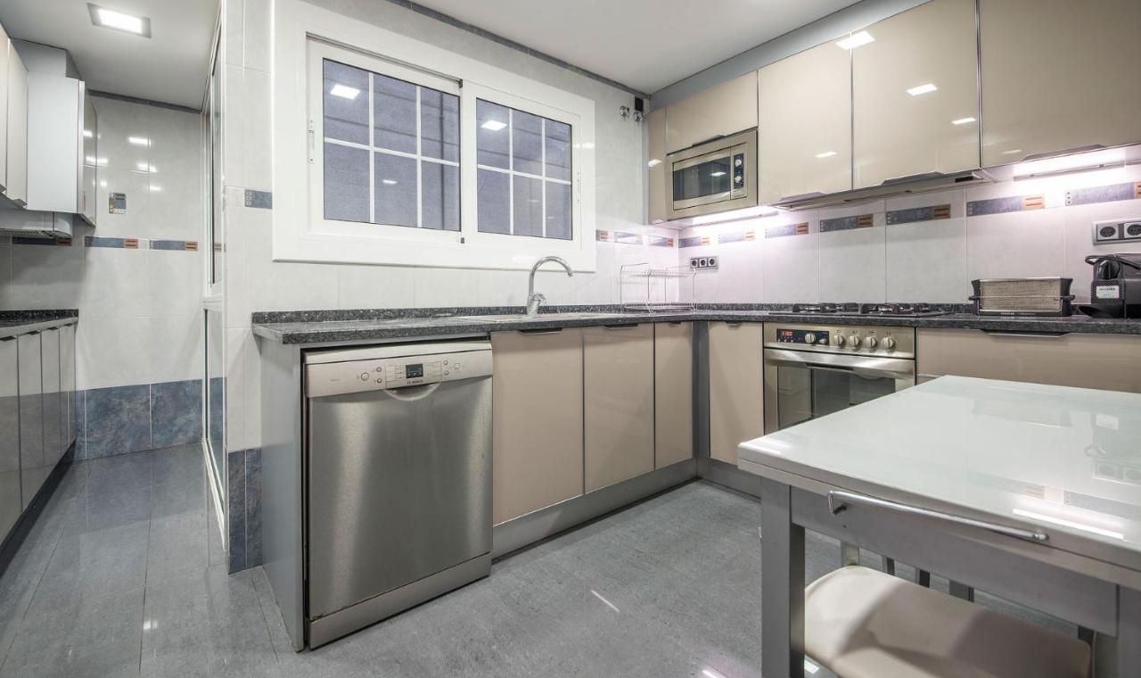 R114 Apartment Ca La Laura Calafell Bagian luar foto