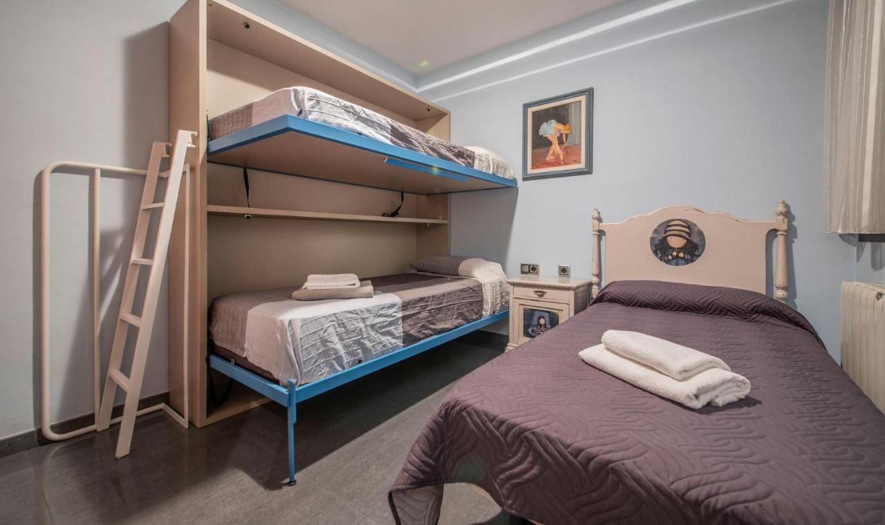 R114 Apartment Ca La Laura Calafell Bagian luar foto