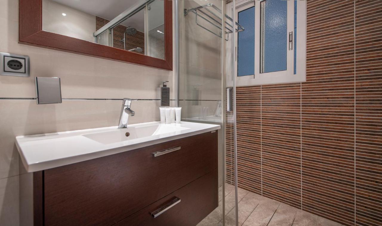R114 Apartment Ca La Laura Calafell Bagian luar foto